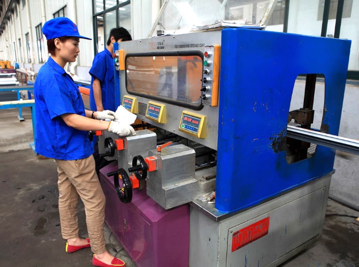 CNC y mecanizado secundario — CBM Global factory, Shandong