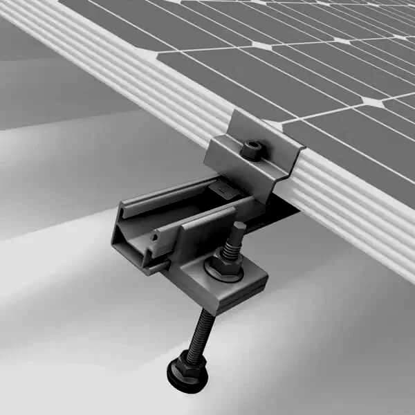 Montaje en cubierta — Sistemas de montaje / estructura, Marcos y estructuras de montaje para paneles solares